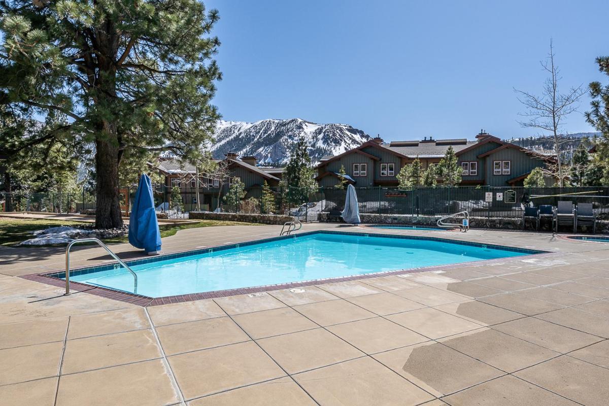 Ski In Ski Out Juniper Springs Lodge #351 Luxury Slope-Side 2 Bedrm 2 Bath End Unit! Mammoth Lakes Kültér fotó