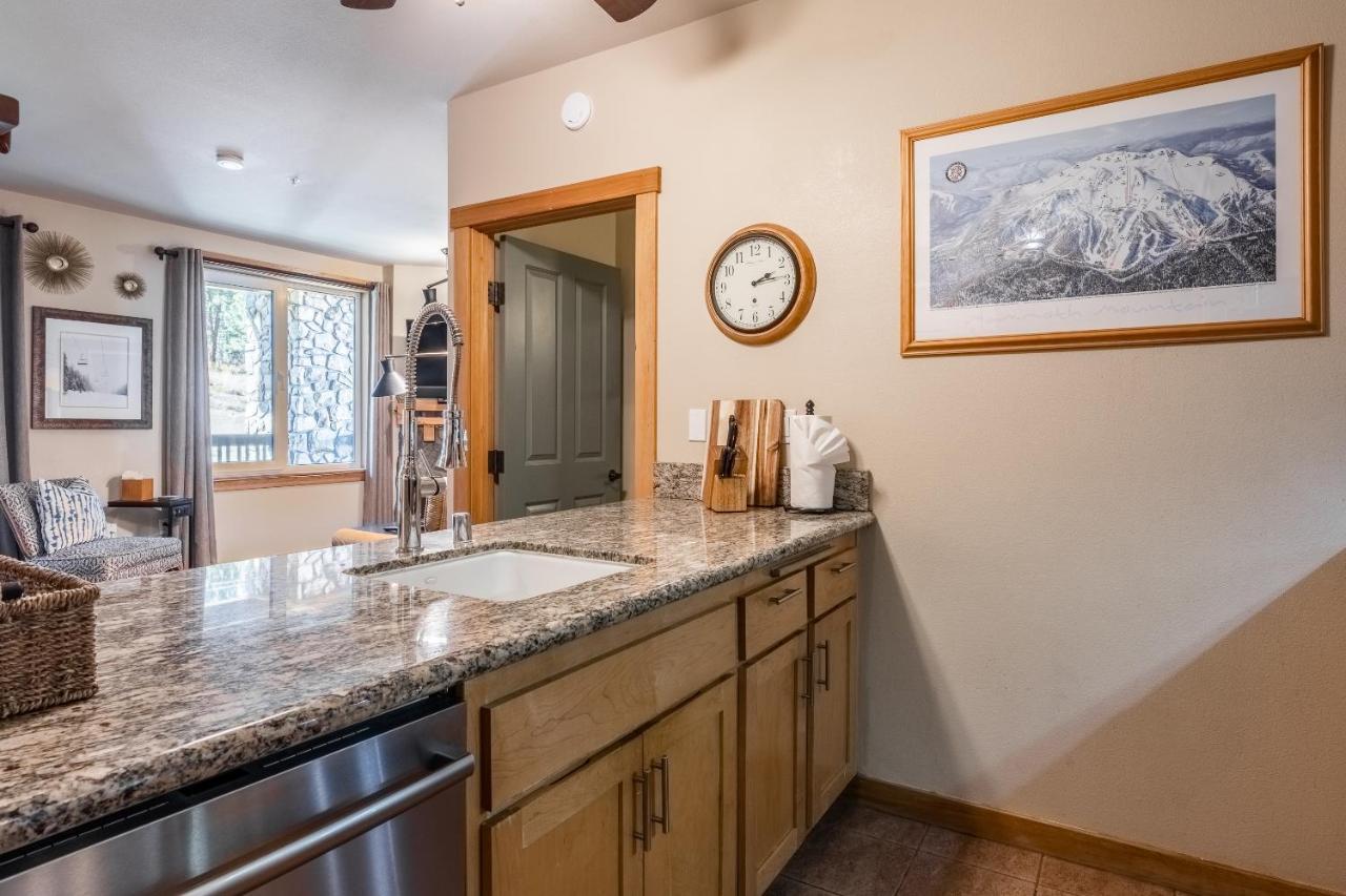 Ski In Ski Out Juniper Springs Lodge #351 Luxury Slope-Side 2 Bedrm 2 Bath End Unit! Mammoth Lakes Kültér fotó